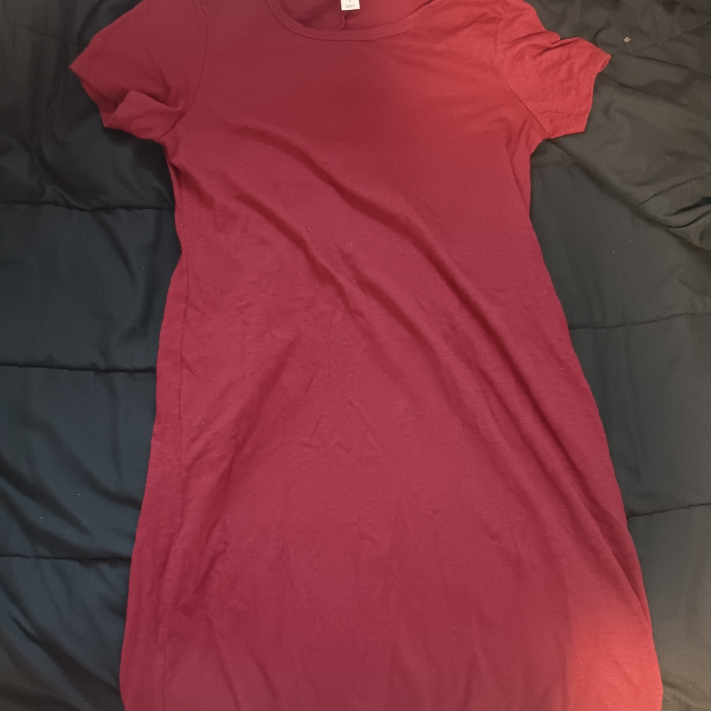Old Navy Burgundy Short Sleeve Dress